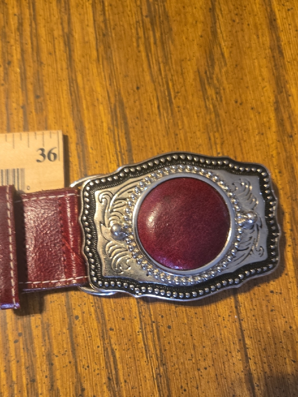 Ornate Silver-Tone Buckle Belt with Deep Red  Leather Center// Calf Leather Belt